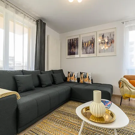 Mountain Views Urban Plaza Braşov