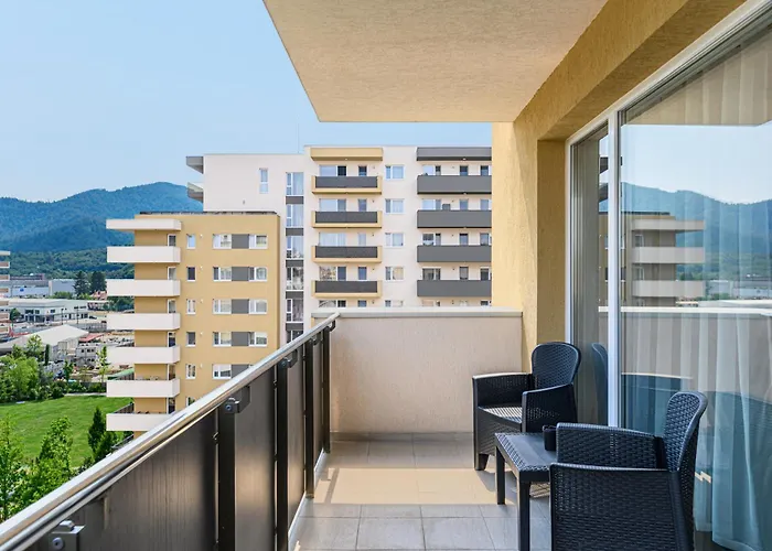 Apartment Mountain Views Urban Plaza